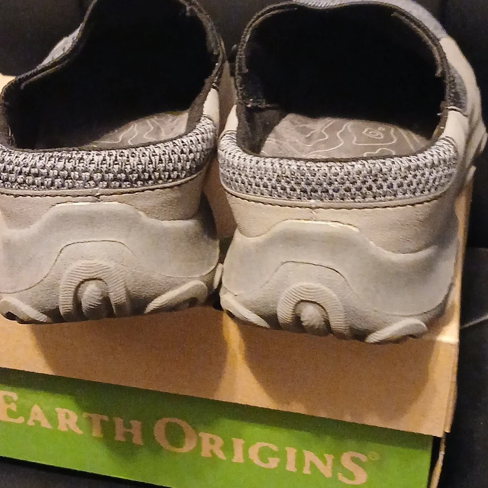 Earth Origins slip on shoes - Picture 4 of 5